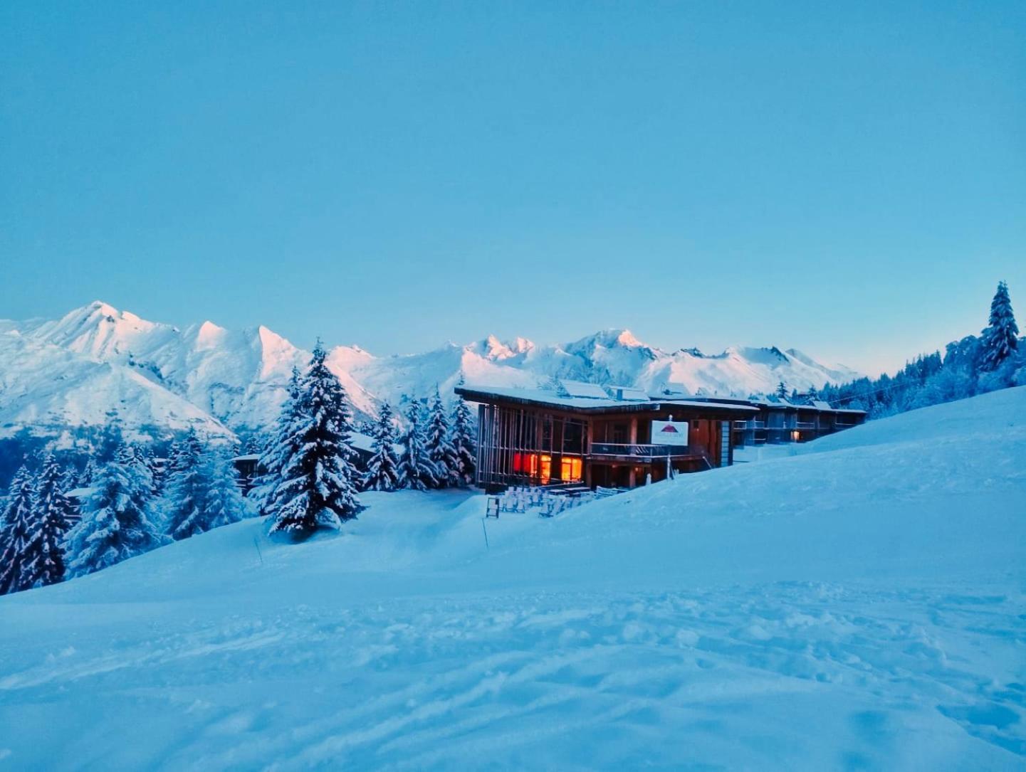里艾奎勒格瑞维木屋酒店 Les Arcs  外观 照片